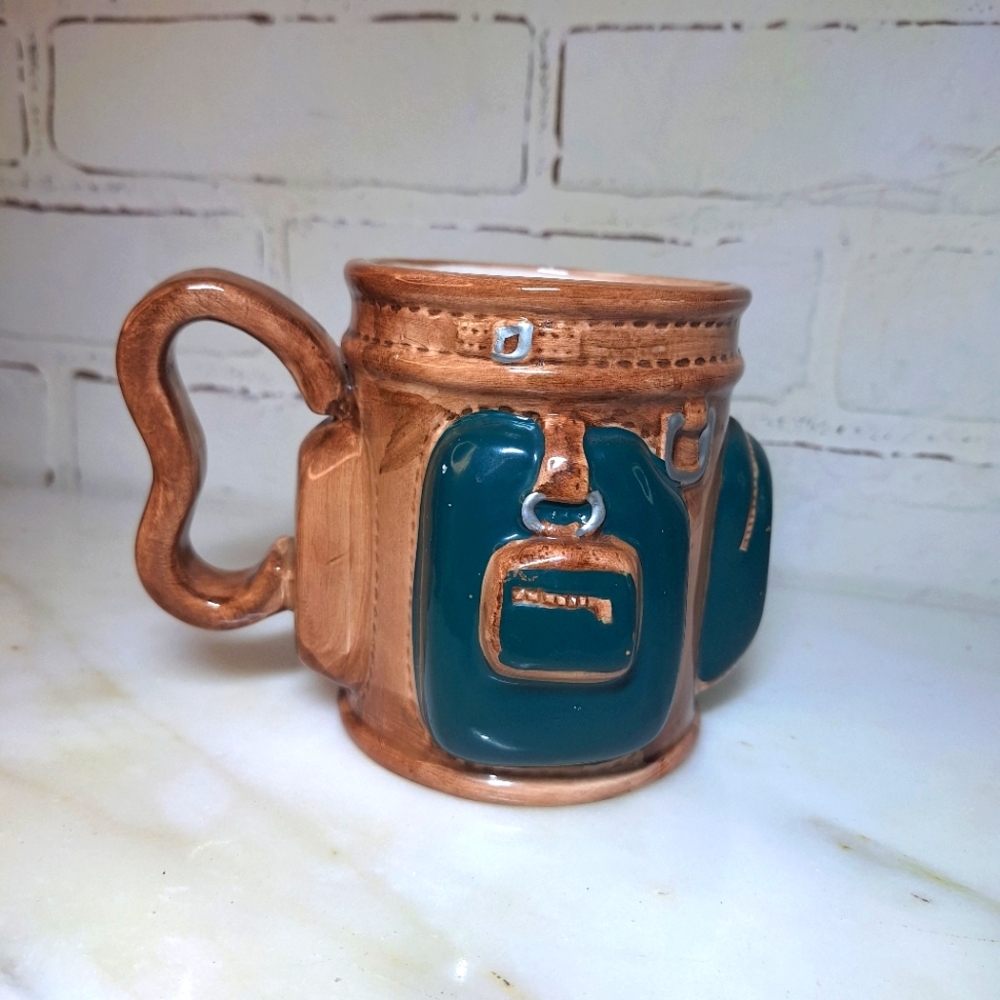 B & B Giftware Golf Bag Novelty Coffee Cup Tea Ceramic Mug 22 Oz 1990